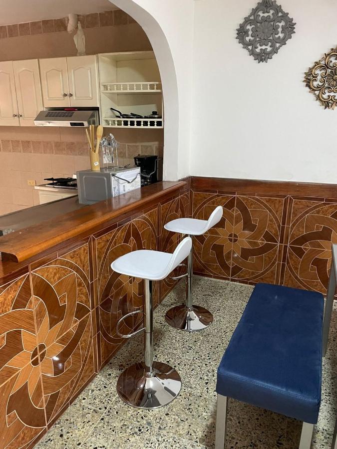 Casa Al Frente Del Pueblito Paisa Apartment Меделин Екстериор снимка
